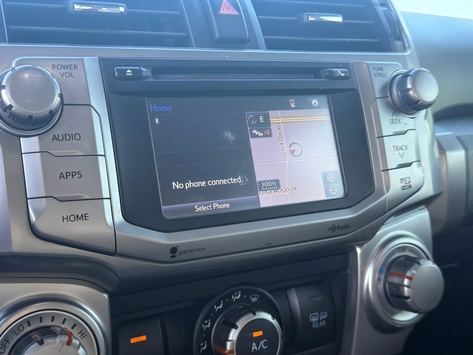 Used 2014 Toyota 4Runner SR5 image 18