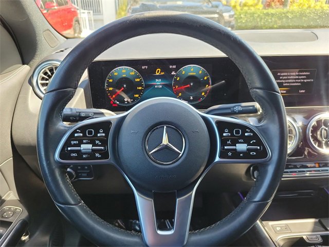 Used 2023 Mercedes-Benz GLA 250 4MATIC image 14