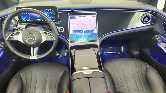Used 2023 Mercedes-Benz EQE 500 4MATIC Sedan w/ Digital Light Package image 19