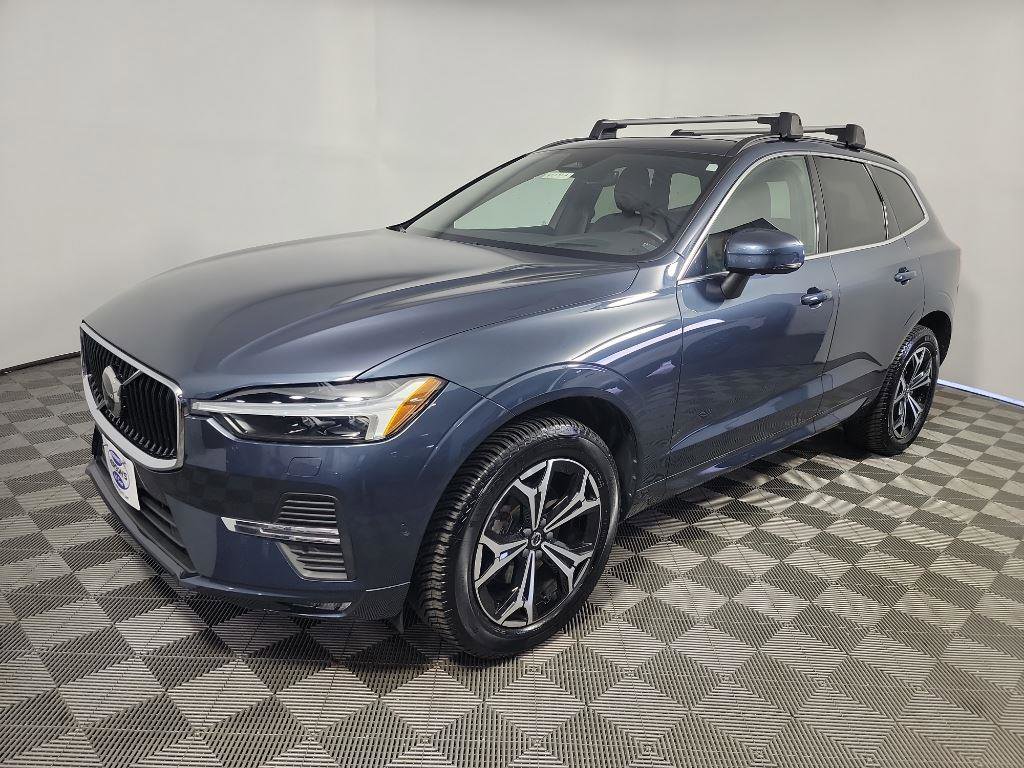 Used 2022 Volvo XC60 B5 Momentum w/ Advanced Package image 12