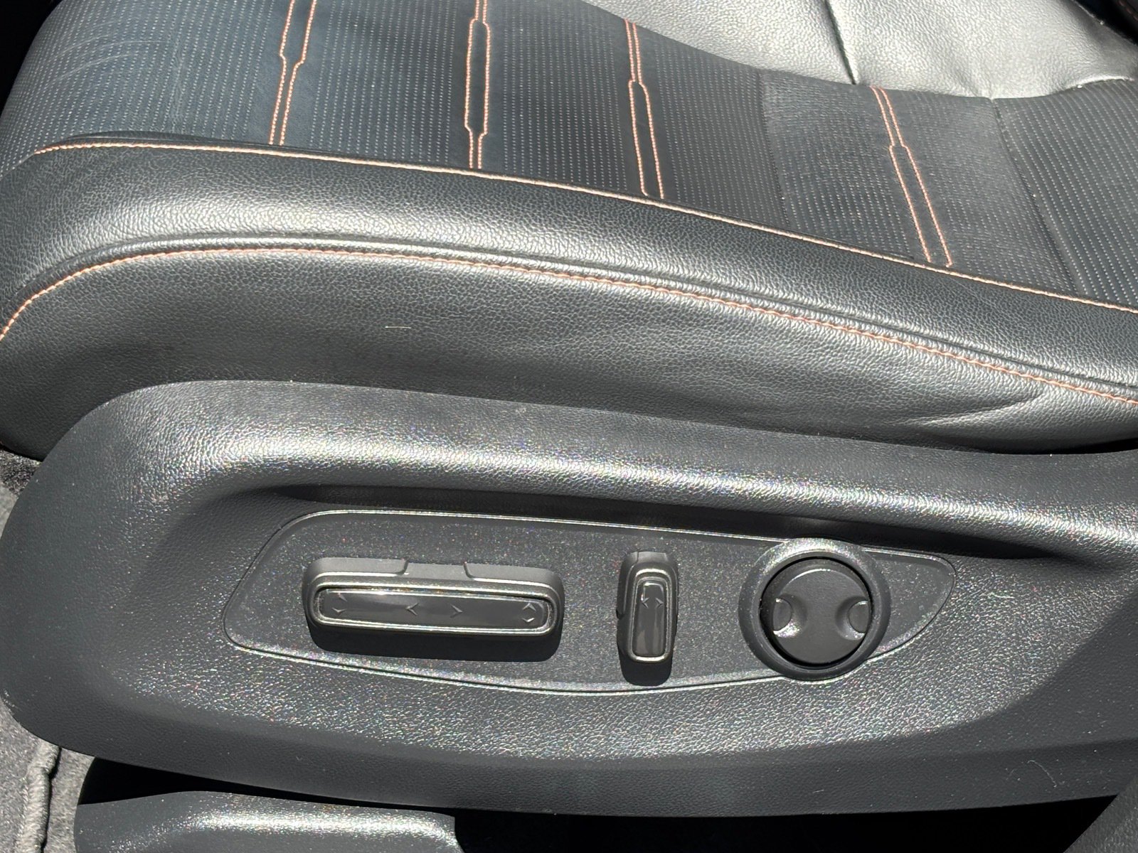 Used 2025 Honda CR-V Sport-L image 27