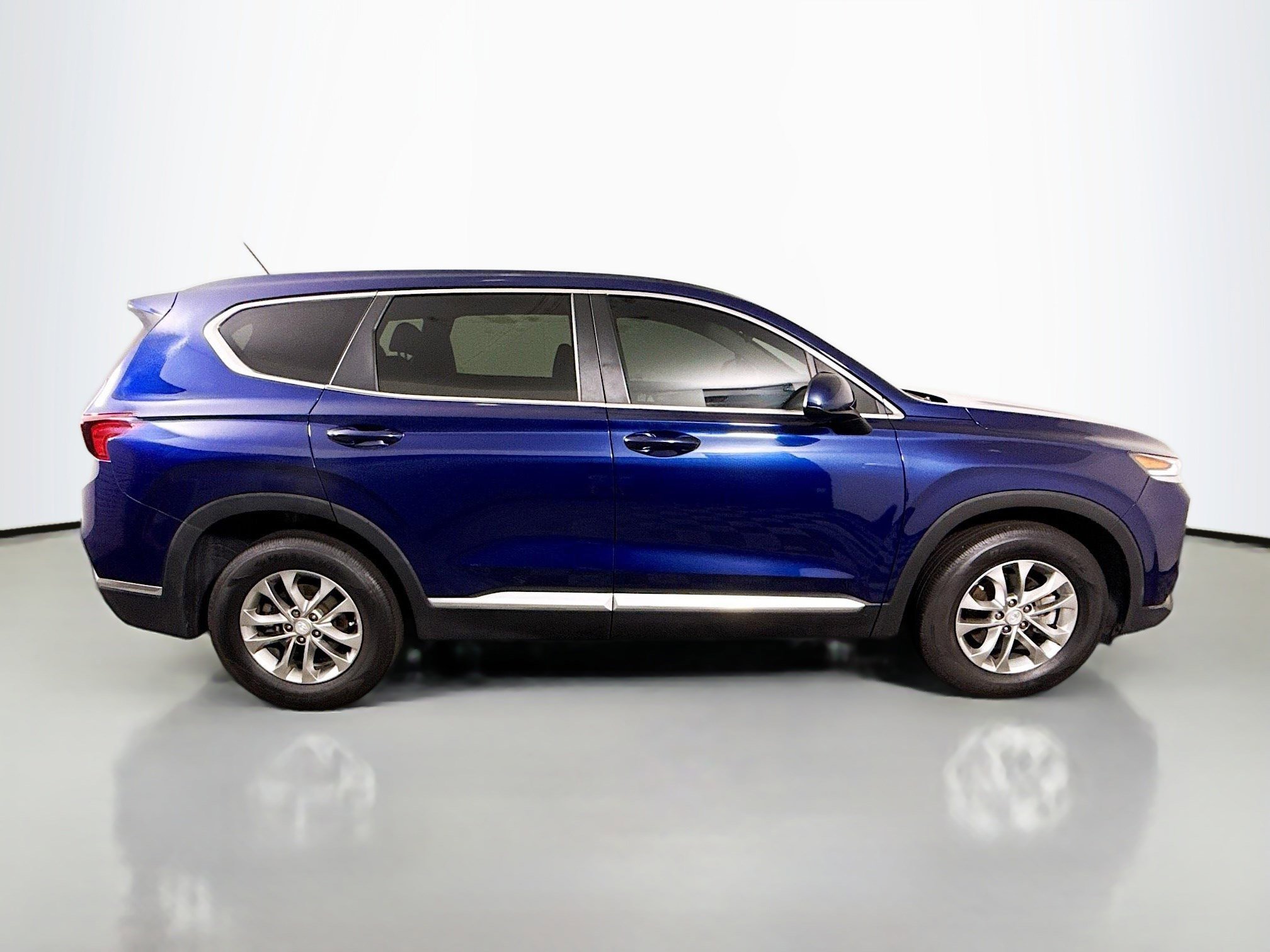 Used 2020 Hyundai Santa Fe SE image 11
