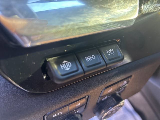 Used 2024 Chevrolet Silverado 1500 High Country image 37