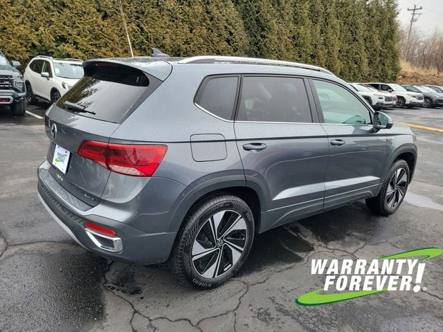 Used 2024 Volkswagen Taos SE image 7