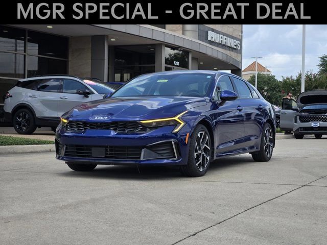 New 2025 Kia K5 EX image 2