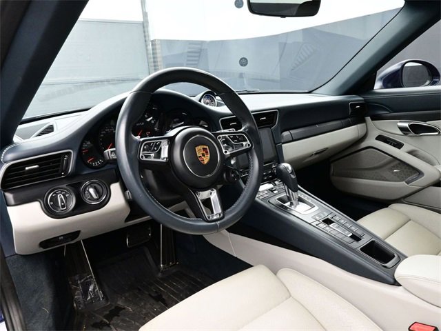 Used 2019 Porsche 911 Targa 4 GTS image 4