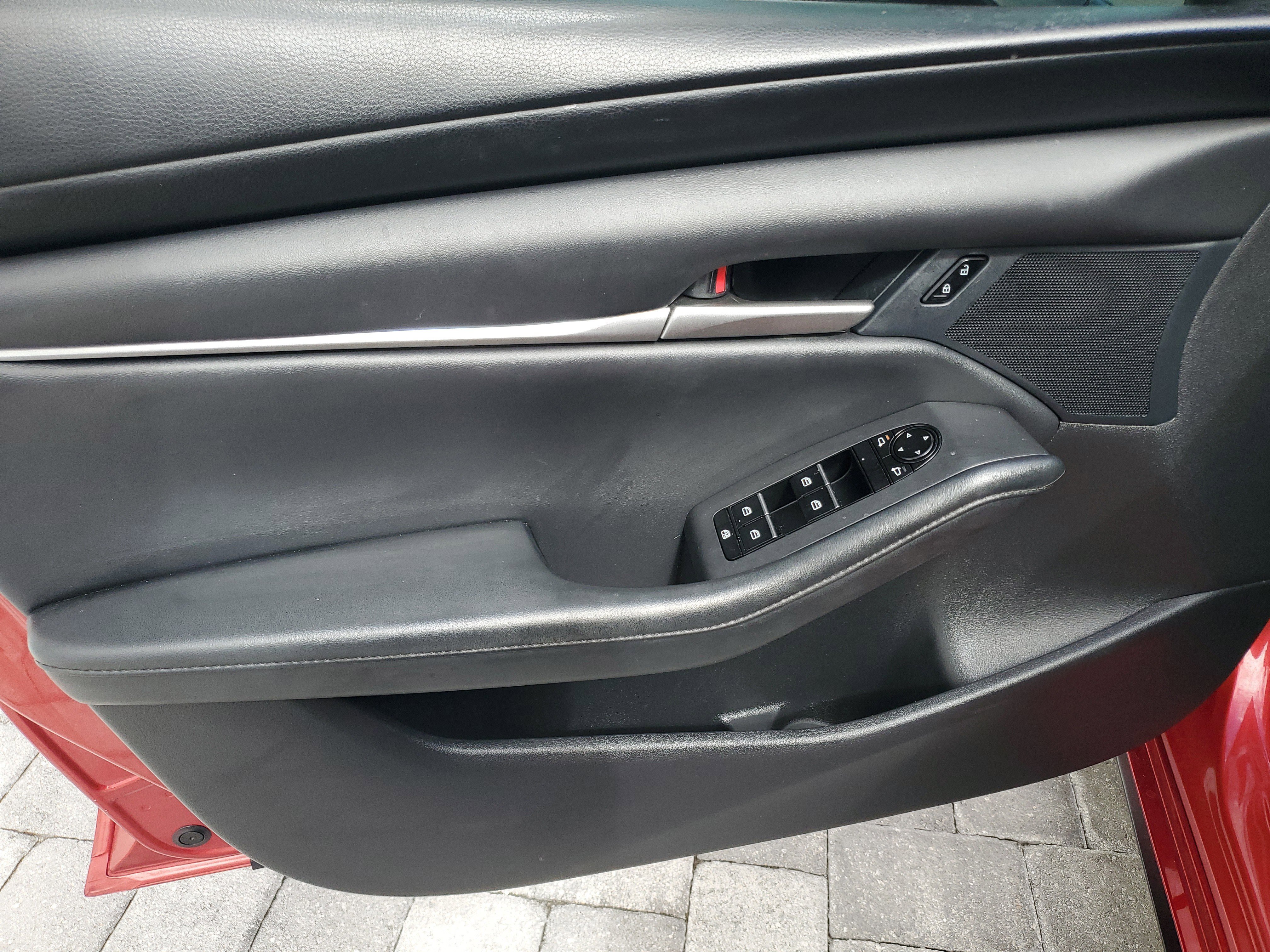 Used 2023 MAZDA MAZDA3 s image 16