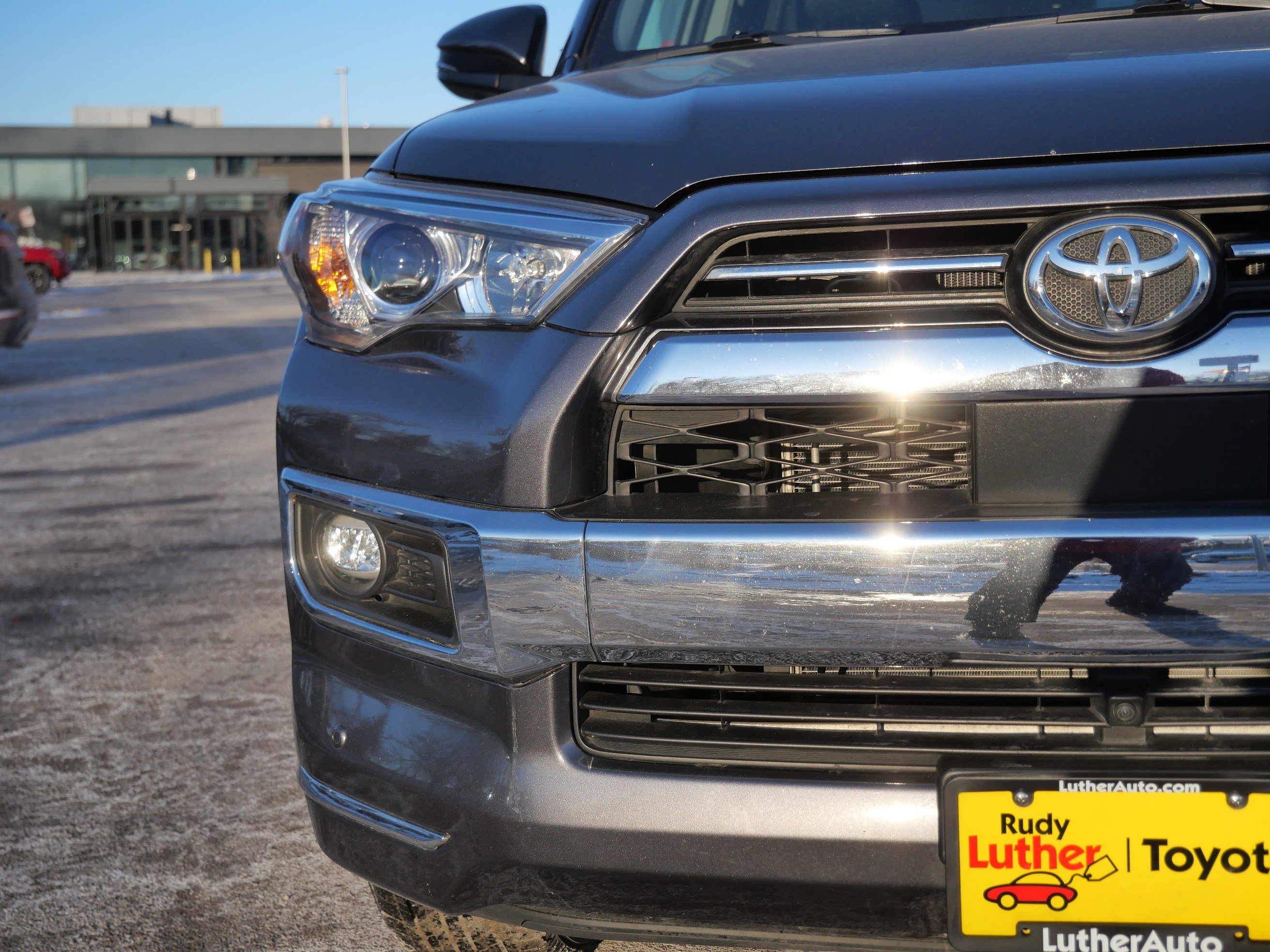 Used 2023 Toyota 4Runner Limited image 15