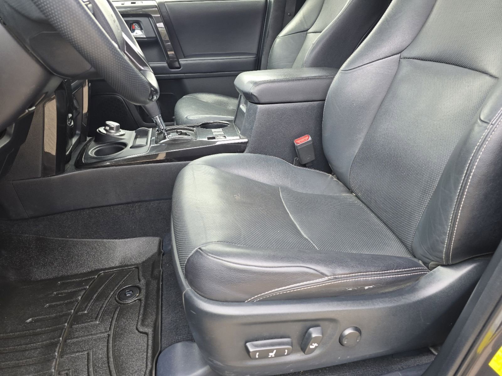 Used 2021 Toyota 4Runner Nightshade image 23