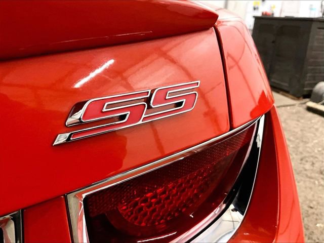 Used 2010 Chevrolet Camaro SS w/ RS Package RWD image 13