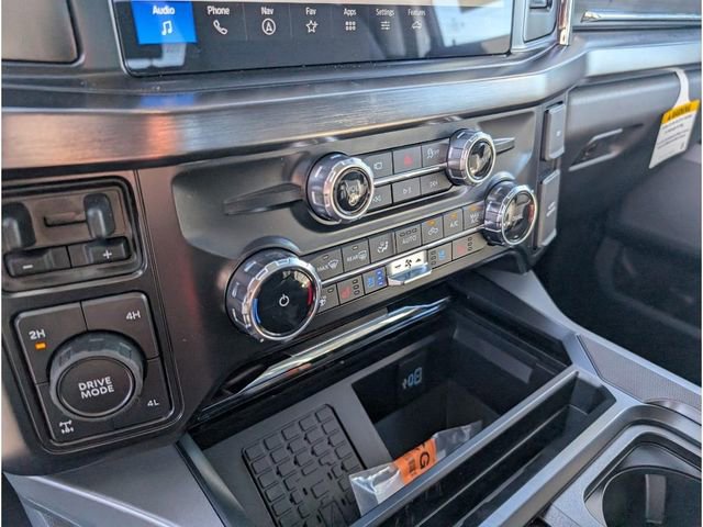 New 2026 Ford F350 Lariat w/ Black Appearance Package image 23