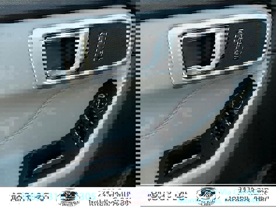 Used 2024 Ford Explorer XLT w/ Equipment Group 202A image 14