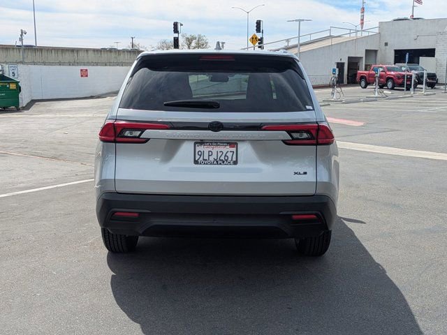 Used 2024 Toyota Grand Highlander XLE image 8