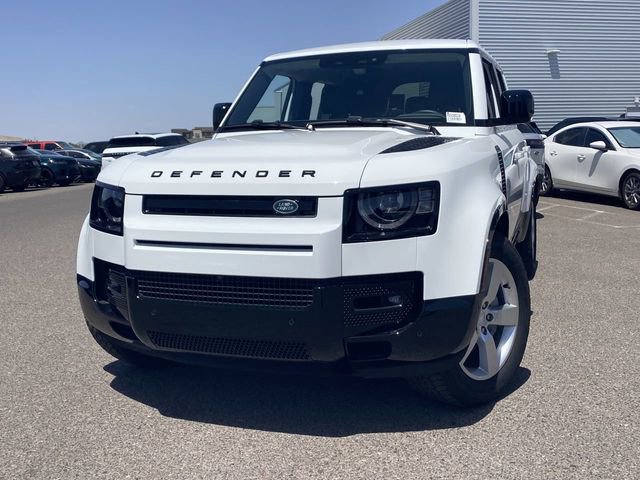 Used 2024 Land Rover Defender 110 X-Dynamic SE image 3