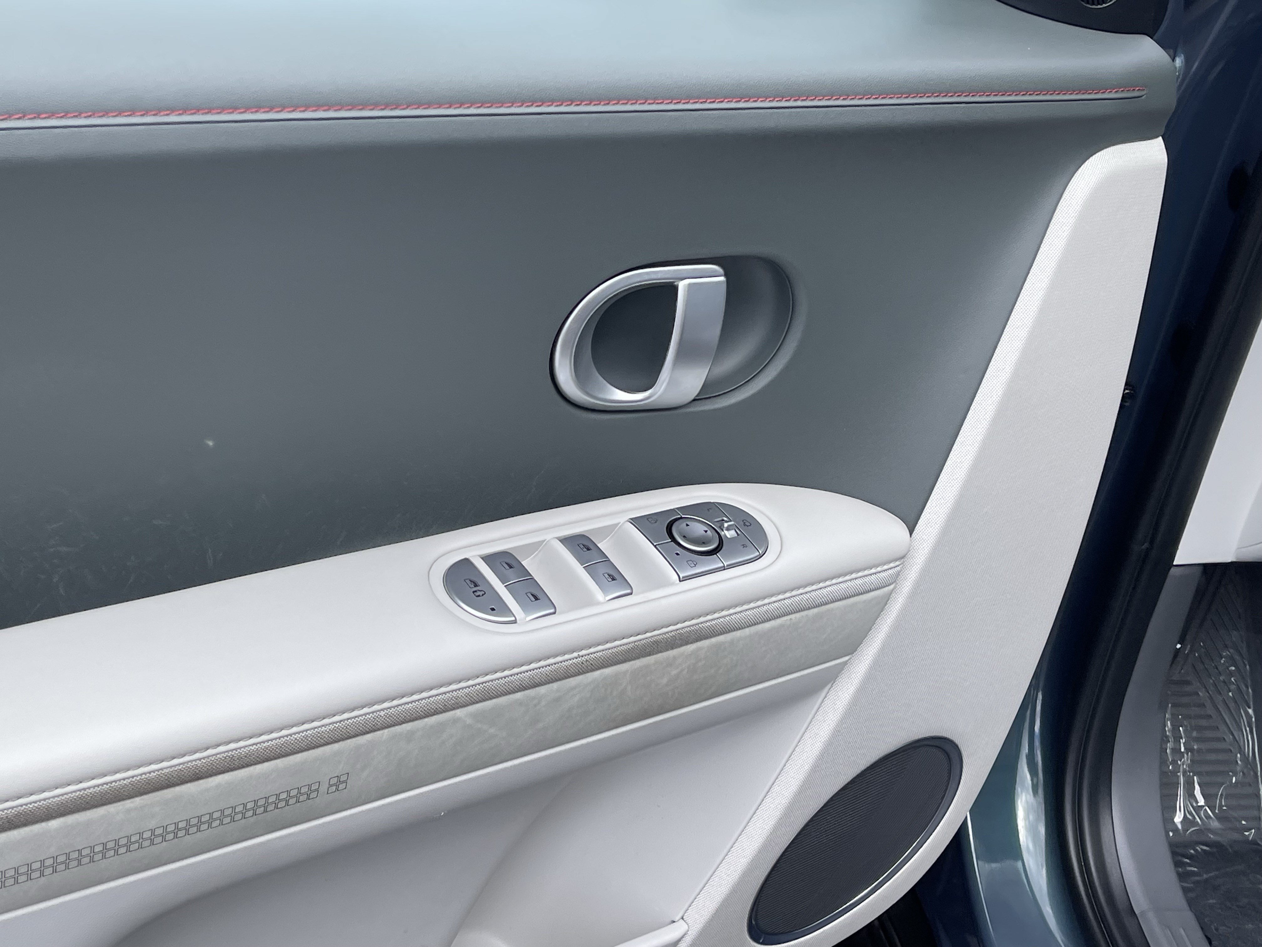 Certified 2023 Hyundai Ioniq 5 SEL AWD/4WD image 17