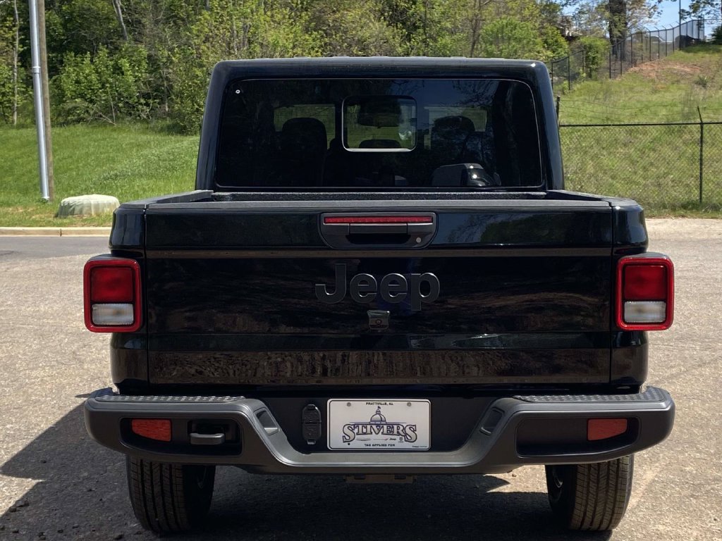 New 2026 Jeep Gladiator Sport AWD/4WD image 34