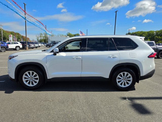 Used 2024 Toyota Grand Highlander AWD image 4