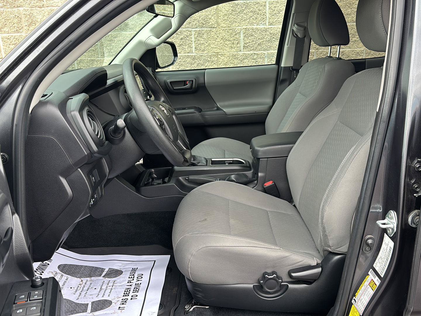 Used 2023 Toyota Tacoma SR AWD/4WD image 7