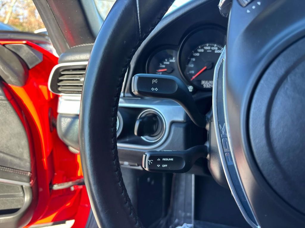 Used 2013 Porsche 911 Carrera RWD image 25