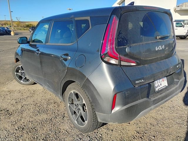 Used 2024 Kia Soul EX image 3
