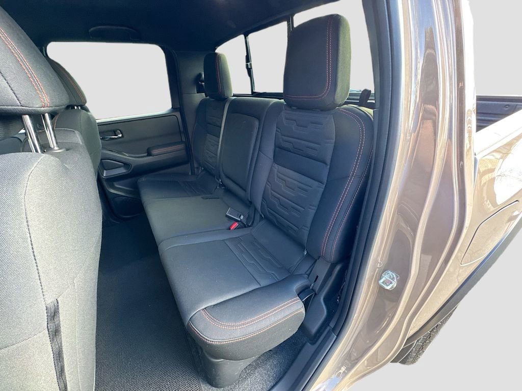Used 2024 Nissan Frontier PRO-4X w/ Technology Package image 23