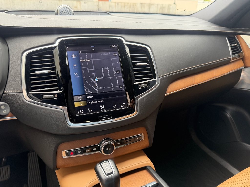 Used 2016 Volvo XC90 T6 AWD/4WD image 14