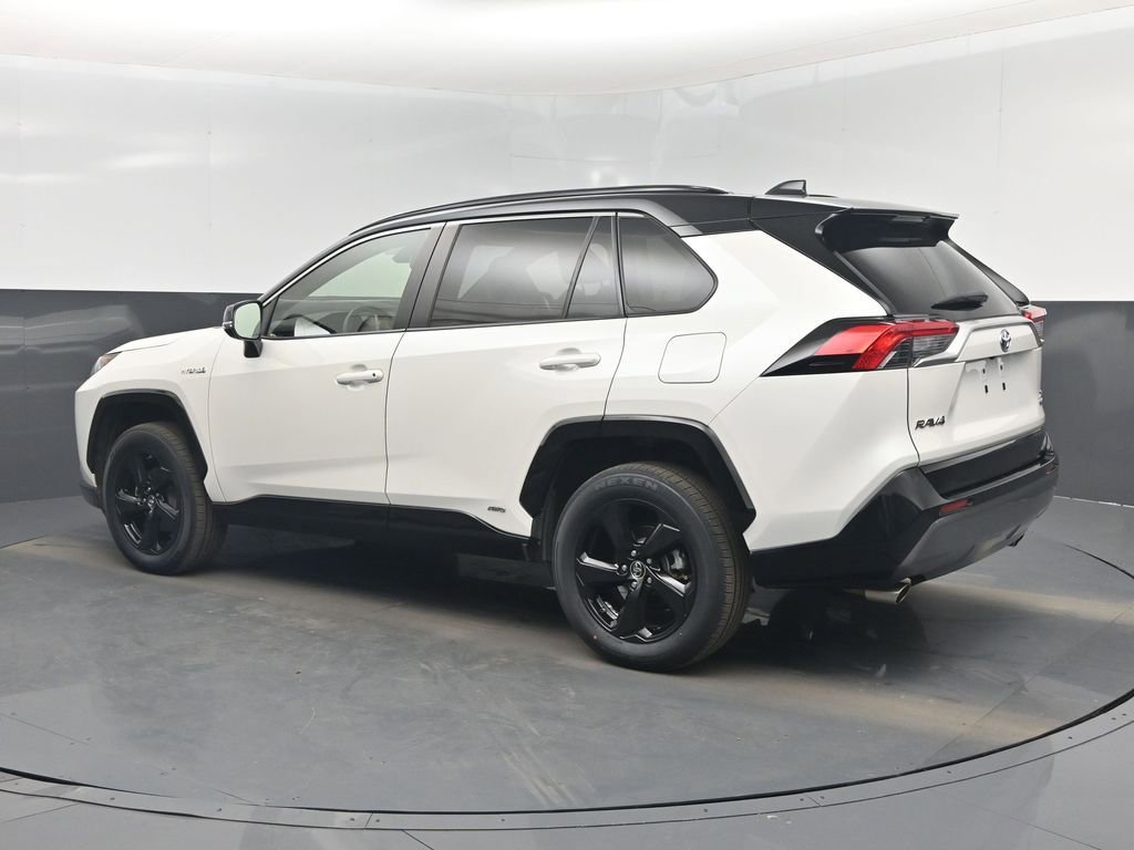Used 2019 Toyota RAV4 XSE w/ XSE Weather Package image 4