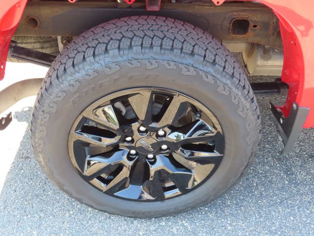 Used 2025 Chevrolet Silverado 1500 LT AWD/4WD image 15