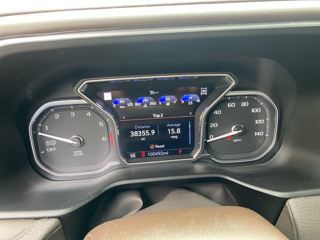 Used 2021 GMC Yukon XL Denali w/ Denali Premium Package AWD/4WD image 14