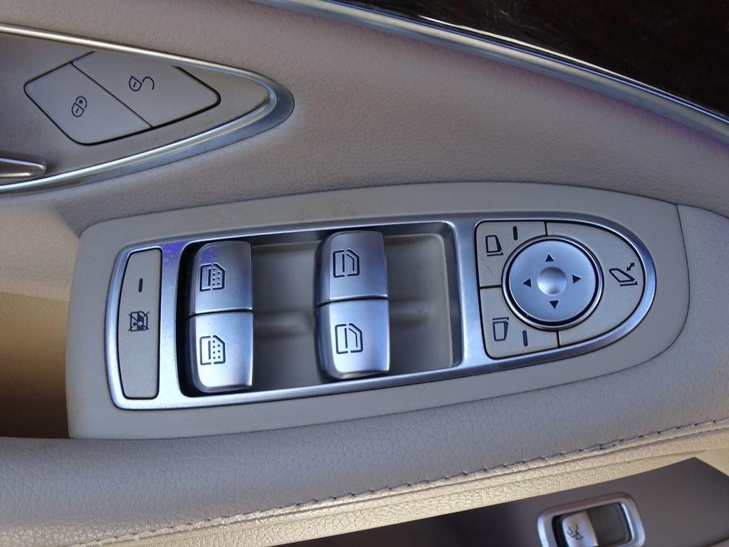 Used 2018 Mercedes-Benz S 450 Sedan image 19