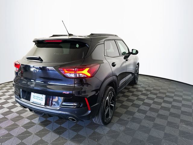 Used 2021 Chevrolet TrailBlazer RS w/ Sun and Liftgate Package image 8