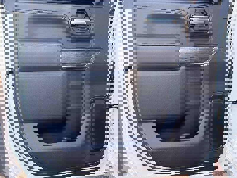 Used 2023 Chevrolet Silverado 2500 LTZ w/ LTZ Premium Package image 51