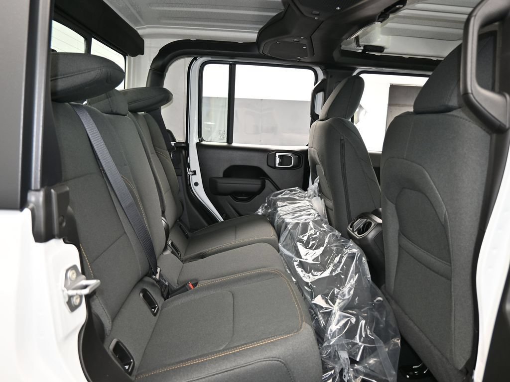 New 2026 Jeep Gladiator Sport AWD/4WD image 33