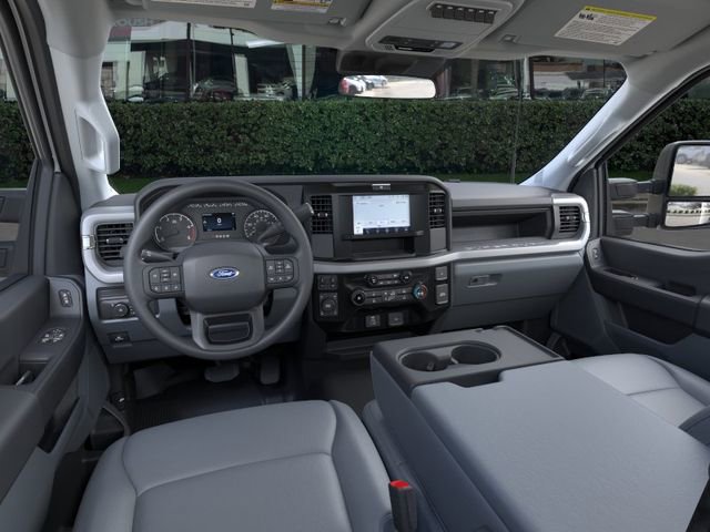 New 2026 Ford F350 4x4 Regular Cab Super Duty image 9
