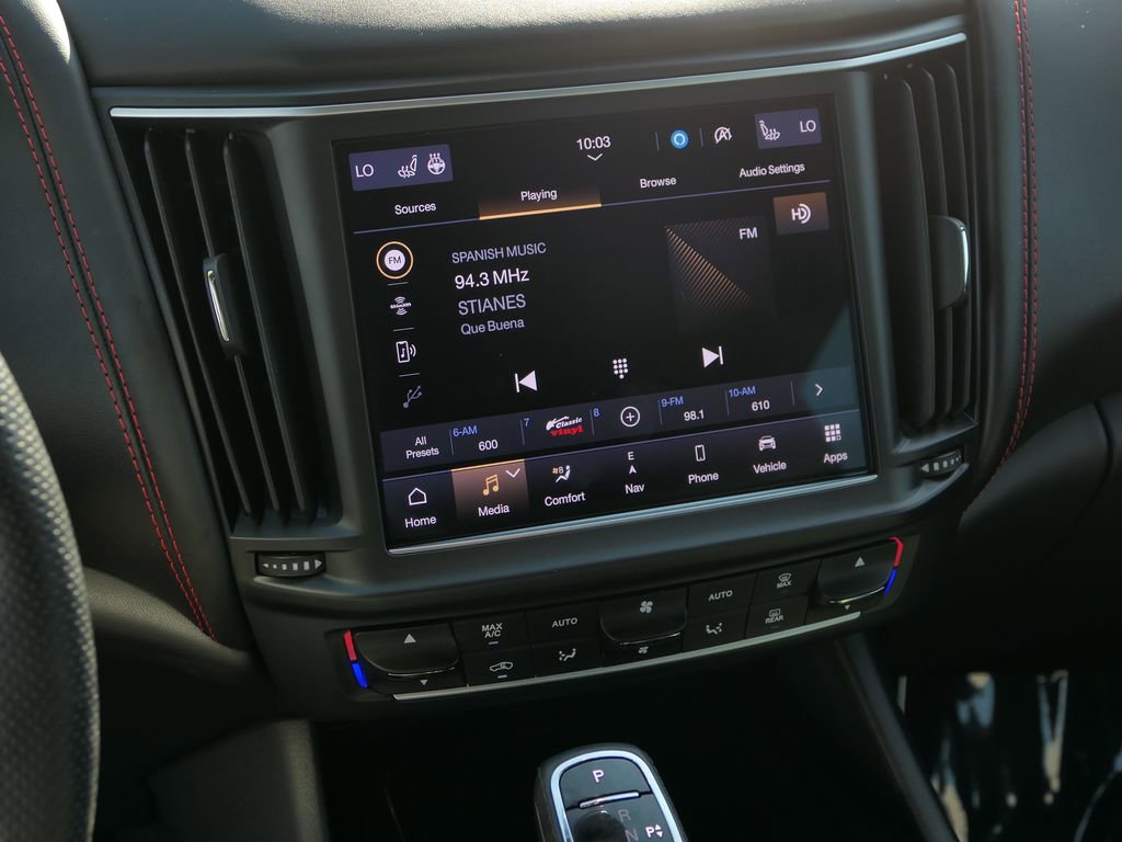 Used 2024 Maserati Levante GT Ultima image 21