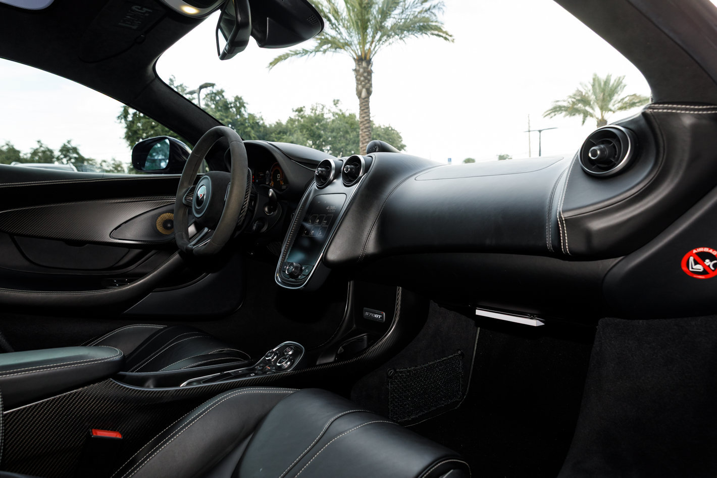Used 2018 McLaren 570S RWD image 20