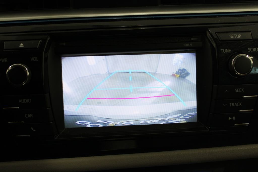 Used 2016 Toyota Corolla LE image 28