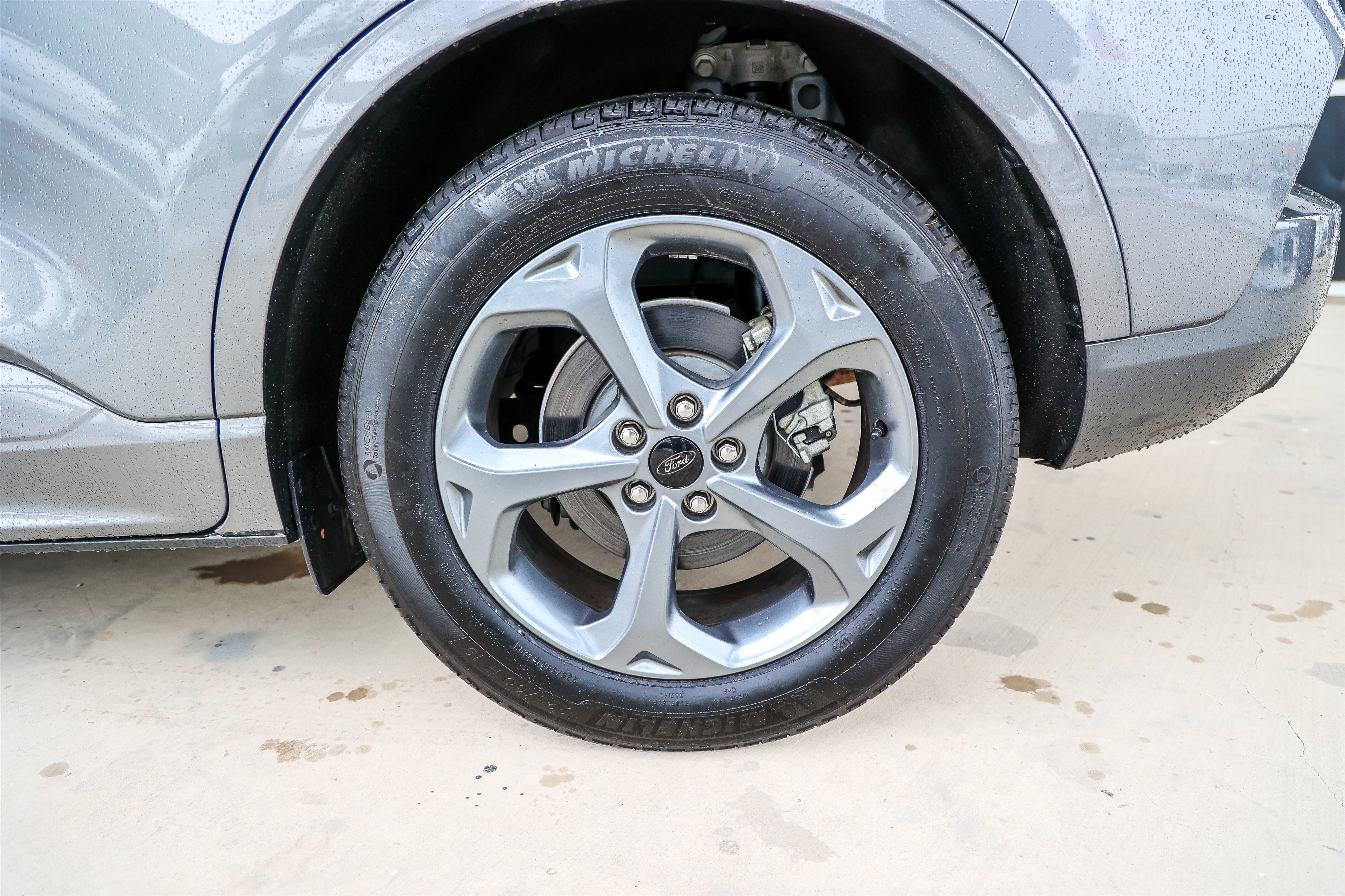 Used 2024 Ford Escape ST-Line image 13