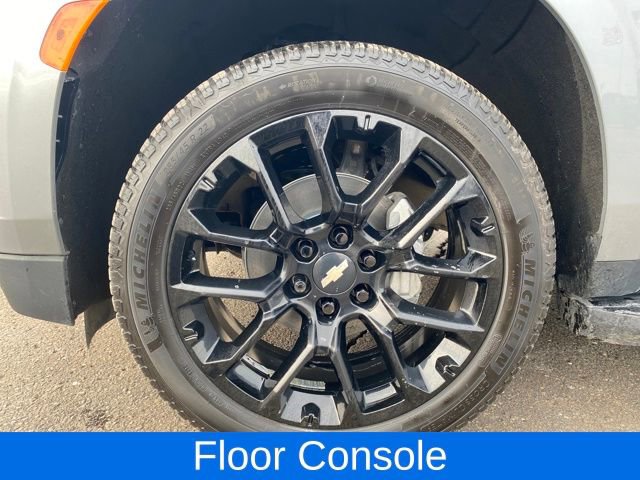 Certified 2023 Chevrolet Suburban Premier image 24