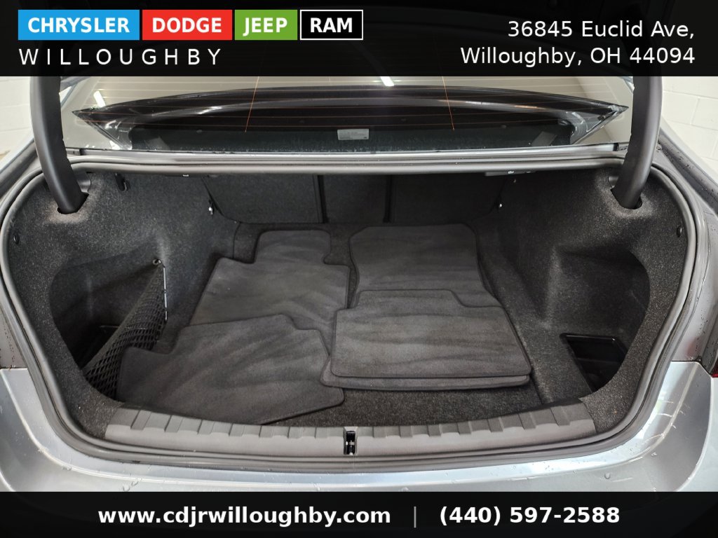 Used 2025 BMW 330i xDrive Sedan w/ Convenience Package AWD/4WD image 33