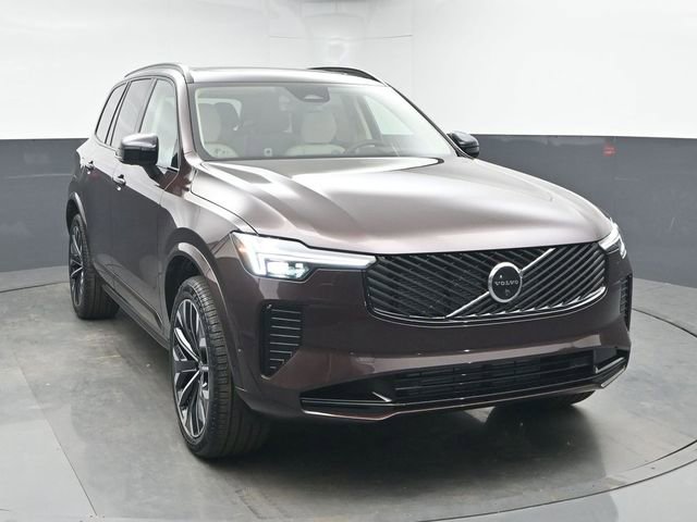 New 2026 Volvo XC90 T8 Ultra w/ Lounge Package image 2