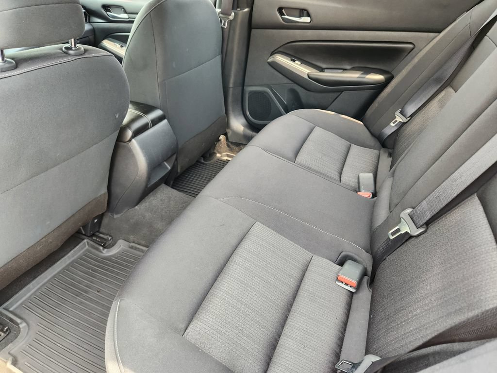 Used 2022 Nissan Altima 2.5 S FWD image 9