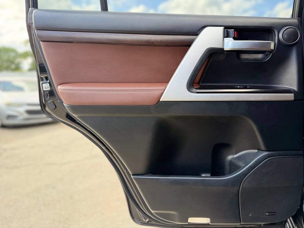 Used 2019 Toyota Land Cruiser AWD/4WD image 19