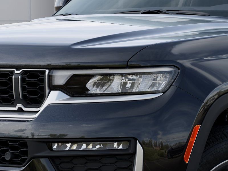 New 2026 Jeep Grand Cherokee Limited w/ Luxury Tech Group II image 10