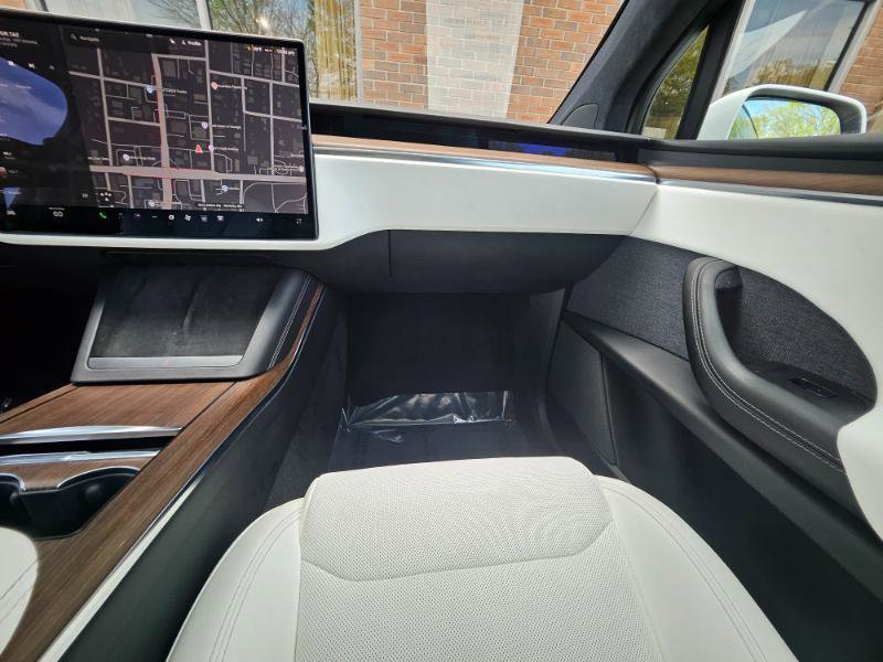 Used 2023 Tesla Model X AWD/4WD image 56