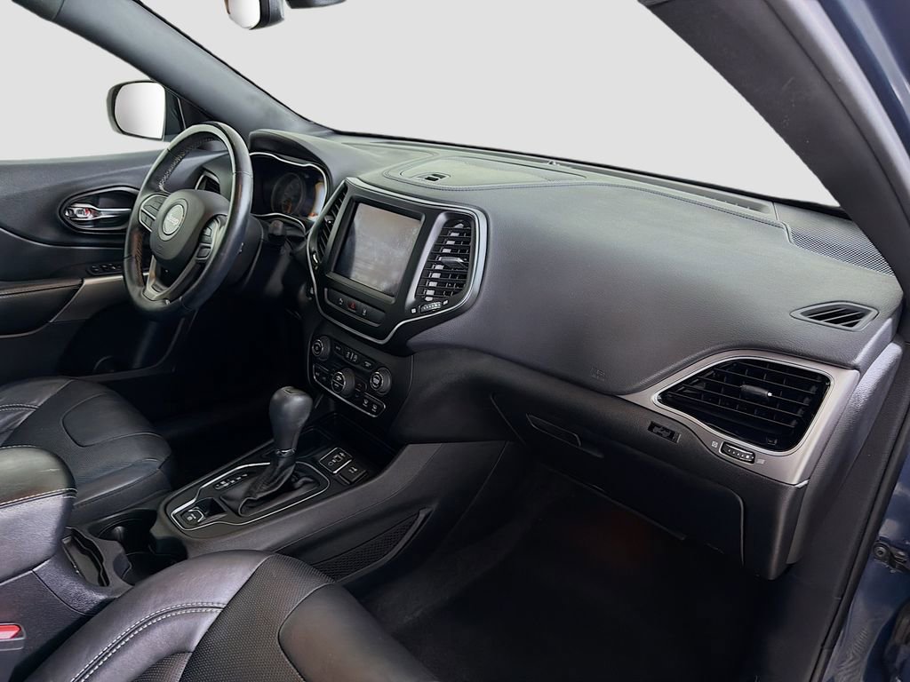 Used 2021 Jeep Cherokee Latitude Lux 80th Anniv w/ Quick Order Package 26U 80TH FWD image 31