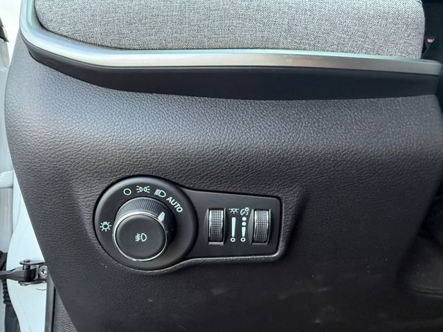 Used 2022 Jeep Compass Latitude w/ Convenience Group image 33