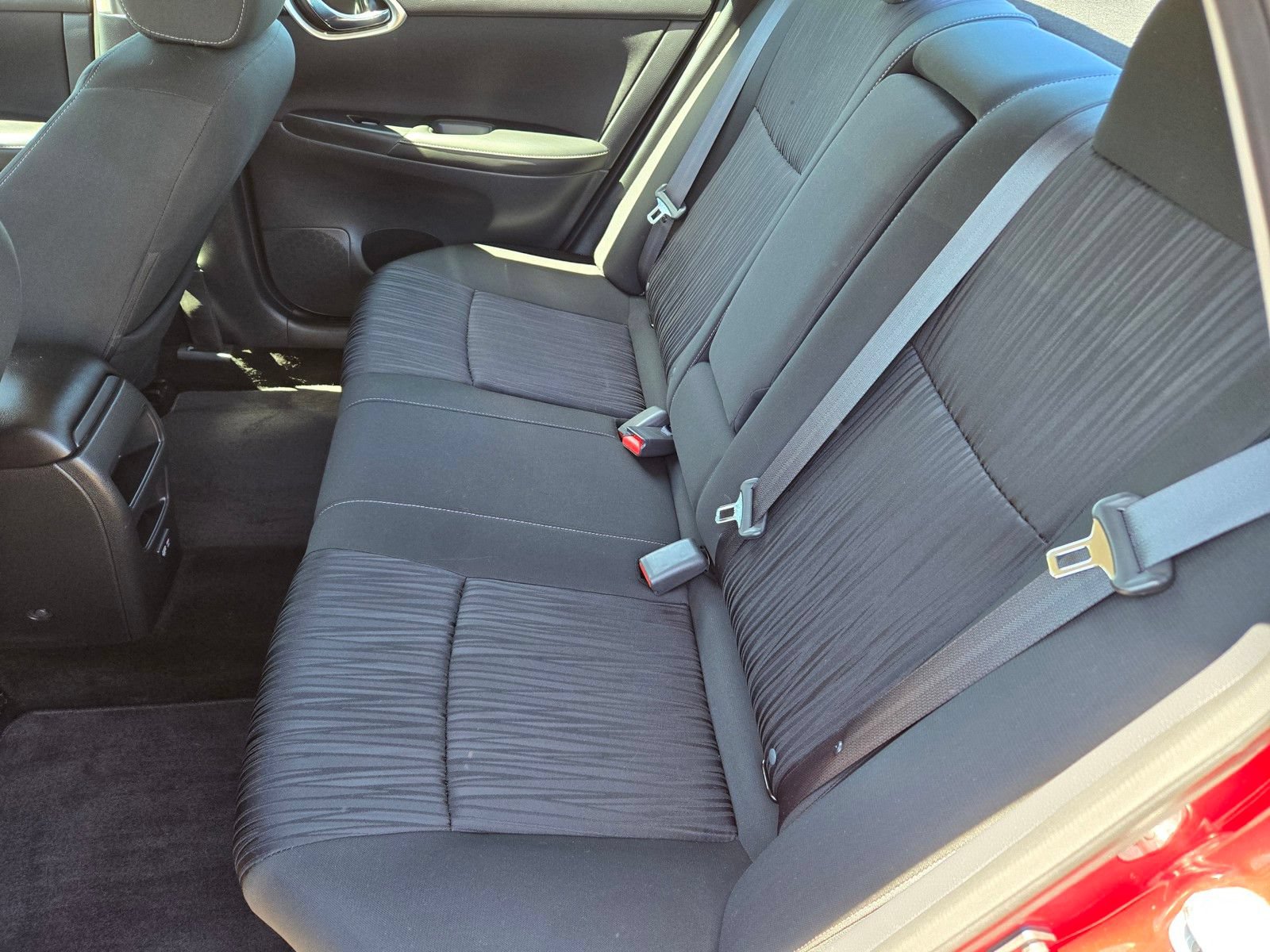 Used 2019 Nissan Sentra SV w/ Special Edition Package FWD image 13