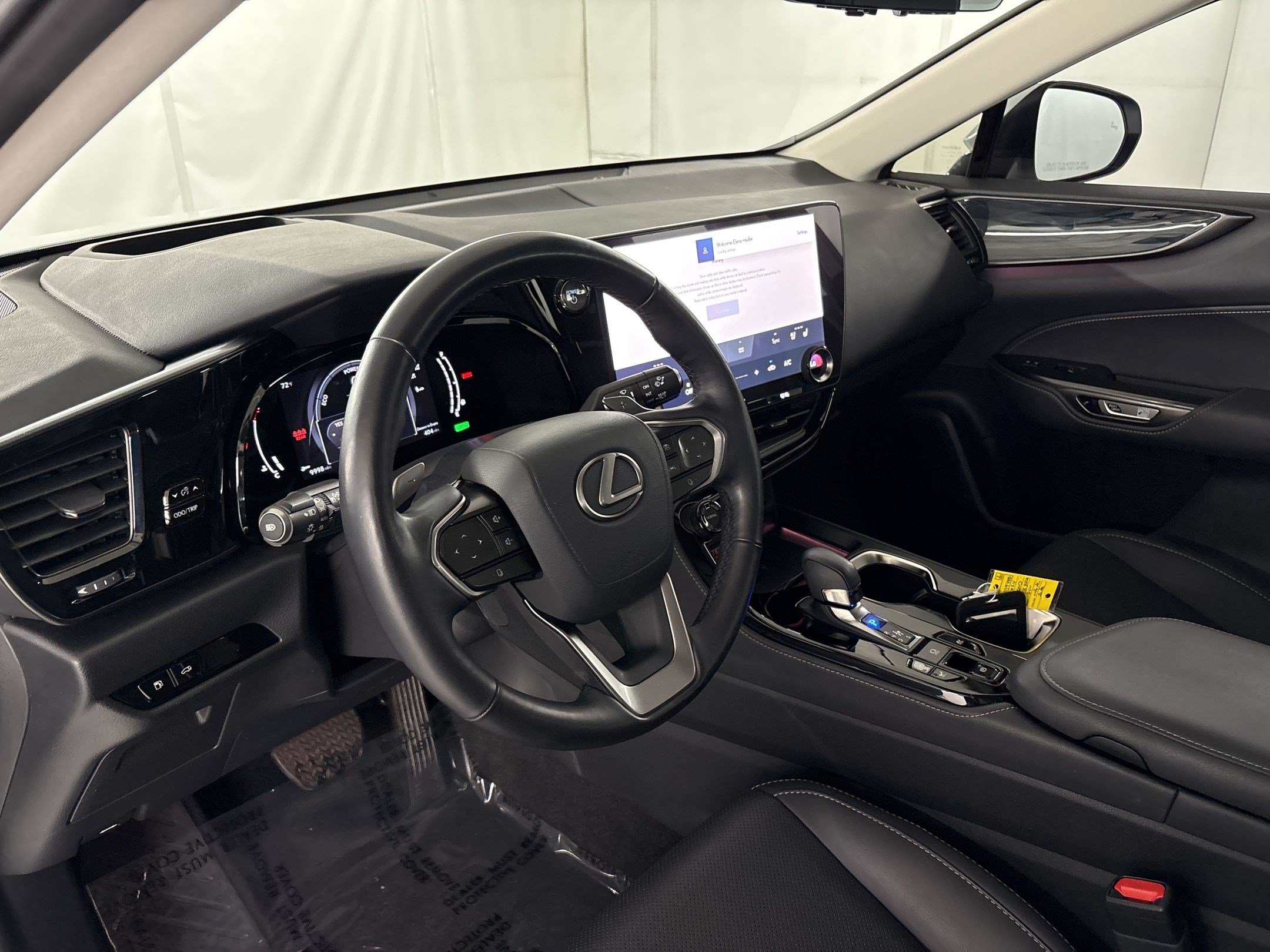 Used 2024 Lexus NX 350h AWD w/ Vision Package image 4