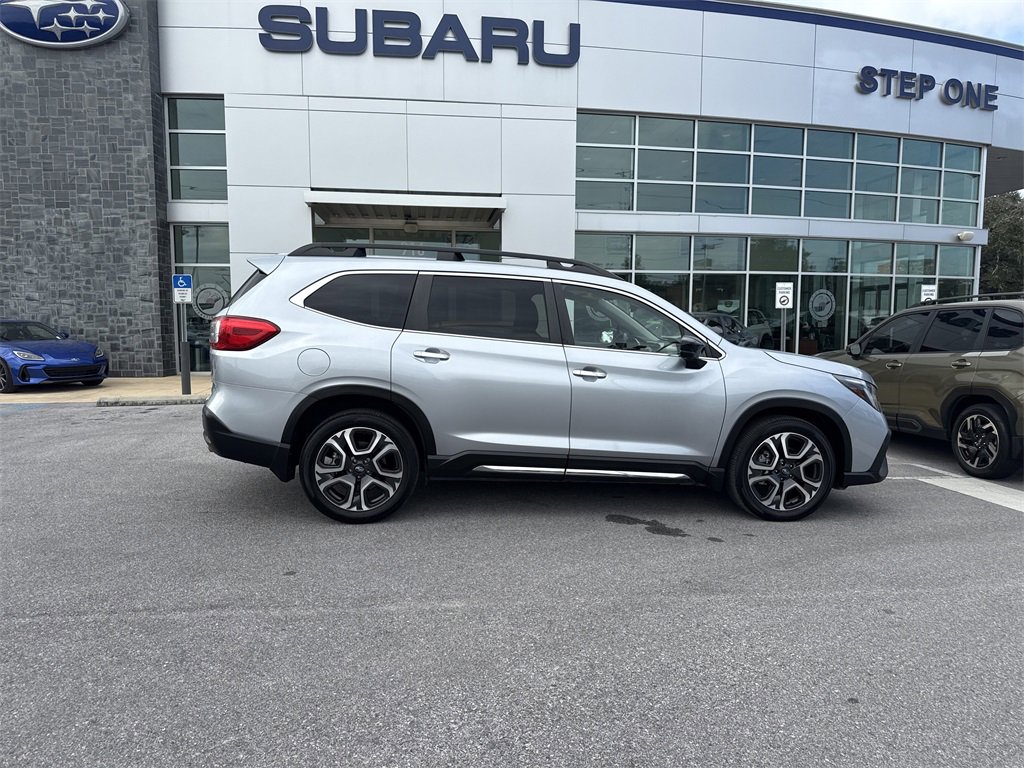 Certified 2024 Subaru Ascent Touring w/ Popular Package #2 image 9